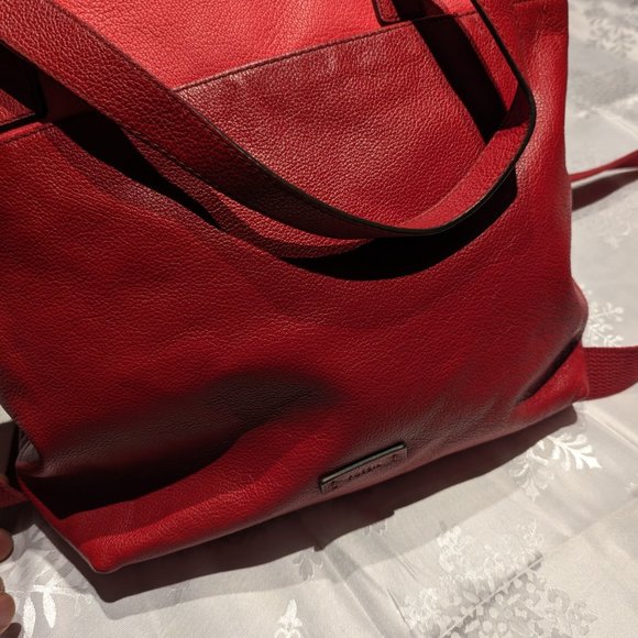 Red Leather Fossil Tote Bag - Picture 3 of 7
